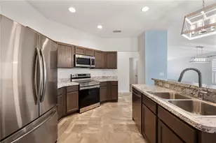 305 Arbuthnot St, Winter Haven, FL 33881 - Photo 10