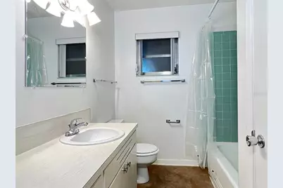 696 Avenue C SE, Winter Haven, FL 33880 - Photo 12