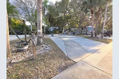 190 Longhorn Drive, Lake Wales, FL 33898 - Photo 1