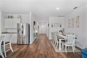 6027 Dolostone Dr, Lakeland, FL 33811 - Photo 8