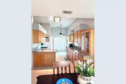 422 Harbourview Drive, Haines City, FL 33844 - Photo 12