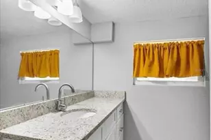 208 Weaver Ave, Lake Wales, FL 33853 - Photo 12