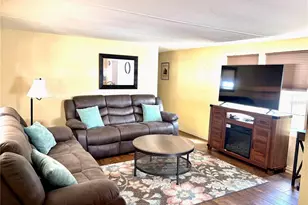 76 Rosalie Oaks Blvd, Lake Wales, FL 33898 - Photo 4