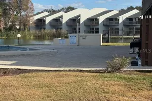 1901 Edgewood Dr E, Lakeland, FL 33803 - Photo 32