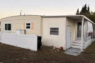 530 Sun Up St, North Fort Myers, FL 33917 - Photo 12