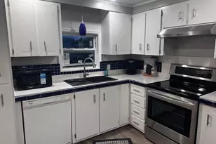 530 Sun Up St, North Fort Myers, FL 33917 - Photo 2