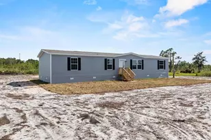 2436 Edwin St NE, Winter Haven, FL 33881 - Photo 4