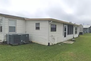 298 Townbridge Dr, Haines City, FL 33844 - Photo 6