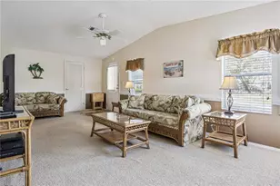 5226 Island View Cir N, Polk City, FL 33868 - Photo 6