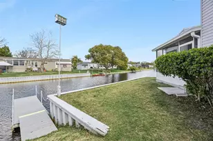 5226 Island View Cir N, Polk City, FL 33868 - Photo 38