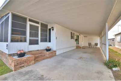 4228 Cedarwood Street, Winter Haven, FL 33880 - Photo 4
