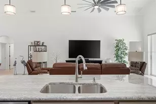 1033 Sawgrass Dr, Winter Haven, FL 33884 - Photo 14