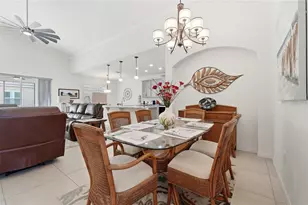 1033 Sawgrass Dr, Winter Haven, FL 33884 - Photo 10