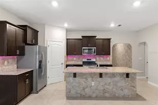 5121 Oakbourne Ave, Davenport, FL 33837 - Photo 10