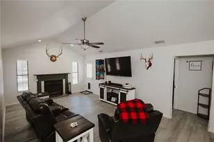 3043 Shady Wood Ln, Lake Wales, FL 33898 - Photo 8