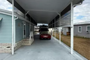 4992 Shore Line Dr, Polk City, FL 33868 - Photo 4