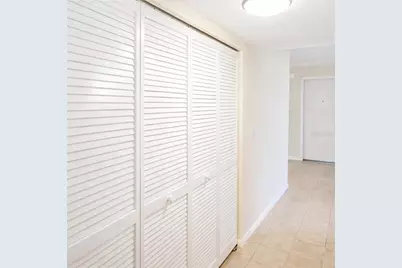 5273 Vineland Road #103, Orlando, FL 32811 - Photo 8