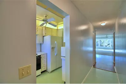 200 El Camino Drive #203, Winter Haven, FL 33884 - Photo 6