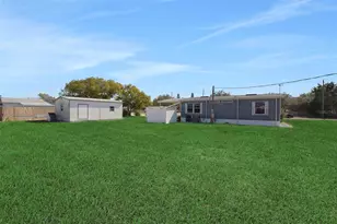 5864 Red Fox Dr, Winter Haven, FL 33884 - Photo 16