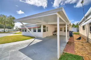 145 Holiday Ln, Auburndale, FL 33823 - Photo 4