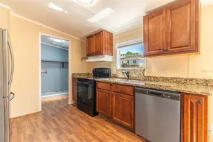 5676 Cherry Tree Dr, Lakeland, FL 33811 - Photo 6