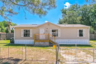 5676 Cherry Tree Dr, Lakeland, FL 33811 - Photo 2