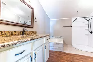 5676 Cherry Tree Dr, Lakeland, FL 33811 - Photo 16