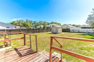 5676 Cherry Tree Dr, Lakeland, FL 33811 - Photo 18