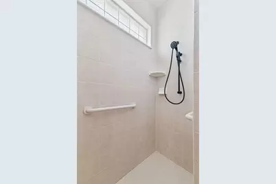 8107 Lake James Boulevard, Lakeland, FL 33810 - Photo 18