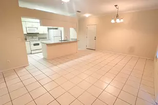 1401 Eagle Pond Dr, Winter Haven, FL 33884 - Photo 4