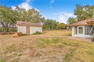 2865 Pondview Dr, Haines City, FL 33844 - Photo 14