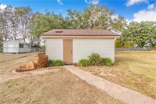 2865 Pondview Dr, Haines City, FL 33844 - Photo 16