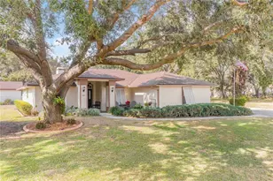 2865 Pondview Dr, Haines City, FL 33844 - Photo 2