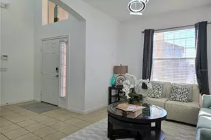 381 Cabello Dr, Davenport, FL 33837 - Photo 4