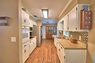 141 Browning Cir, Winter Haven, FL 33884 - Photo 12