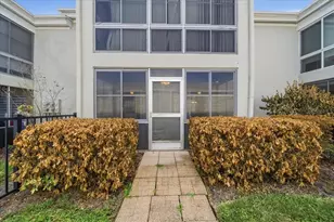 689 Lake Howard Dr NW, Winter Haven, FL 33880 - Photo 28