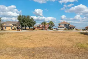 332 Hamilton Shore Dr, Winter Haven, FL 33883 - Photo 8