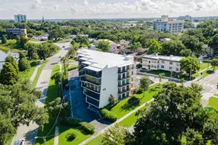 208 Lake Howard Dr NW, Winter Haven, FL 33880 - Photo 2