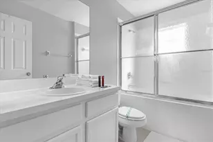 938 Park Terrace Cir, Kissimmee, FL 34746 - Photo 16