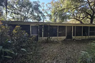 1124 S Wiggins Rd, Plant City, FL 33566 - Photo 6