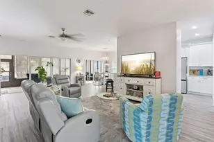 4648 Turnberry Ln, Lake Wales, FL 33859 - Photo 4