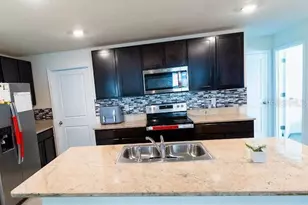 5509 Logan Cave Ave N, Wimauma, FL 33598 - Photo 8