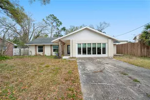 132 Alachua Dr, Winter Haven, FL 33884 - Photo 2
