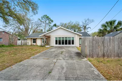 132 Alachua Drive, Winter Haven, FL 33884 - Photo 1