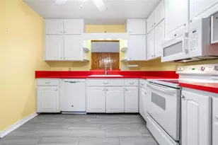 319 Granada Rd, Auburndale, FL 33823 - Photo 14