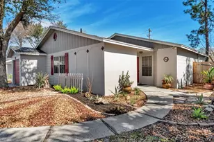 908 Whisper Lake Dr, Winter Haven, FL 33880 - Photo 2