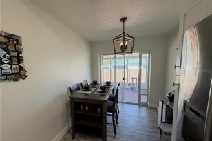 1332 Dew Bloom Rd, Valrico, FL 33594 - Photo 8