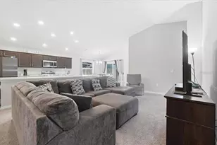 7227 Victoria Rd, Lakeland, FL 33809 - Photo 6