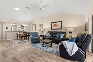 2004 Flowersville Pl, The Villages, FL 32163 - Photo 4