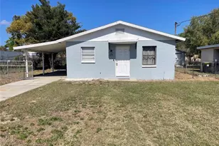 309 Center St, Auburndale, FL 33823 - Photo 1